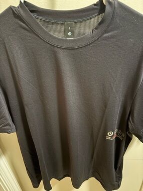 Mile Maker Mesh Short Sleeve Shirt *Graphic